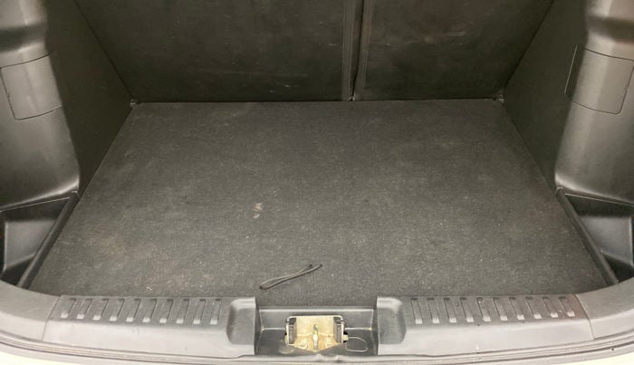 2018 Maruti Vitara Brezza ZDI + AMT, Diesel, Automatic, 32,905 km, Boot Inside