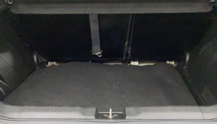 2018 Maruti Swift ZDI PLUS AMT, Diesel, Automatic, 76,634 km, Boot Inside