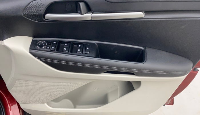 2021 KIA SONET HTX 1.0 IMT, Petrol, Manual, 43,344 km, Driver Side Door Panels Control