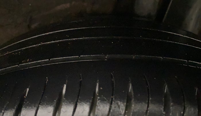2021 KIA SONET HTX 1.0 IMT, Petrol, Manual, 43,344 km, Left Rear Tyre Tread