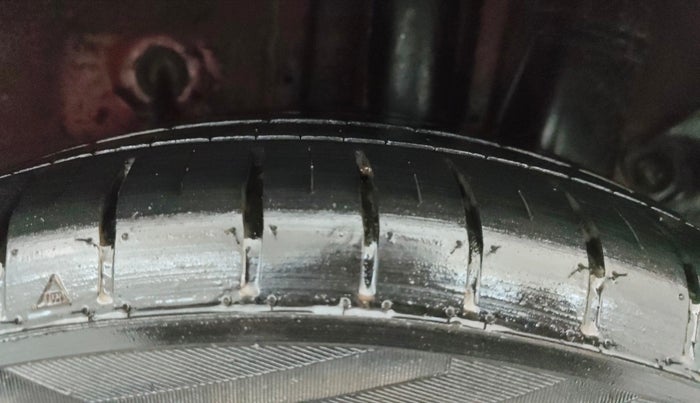 2019 Hyundai Elite i20 ASTA (O) CVT, Petrol, Automatic, 47,308 km, Left Rear Tyre Tread