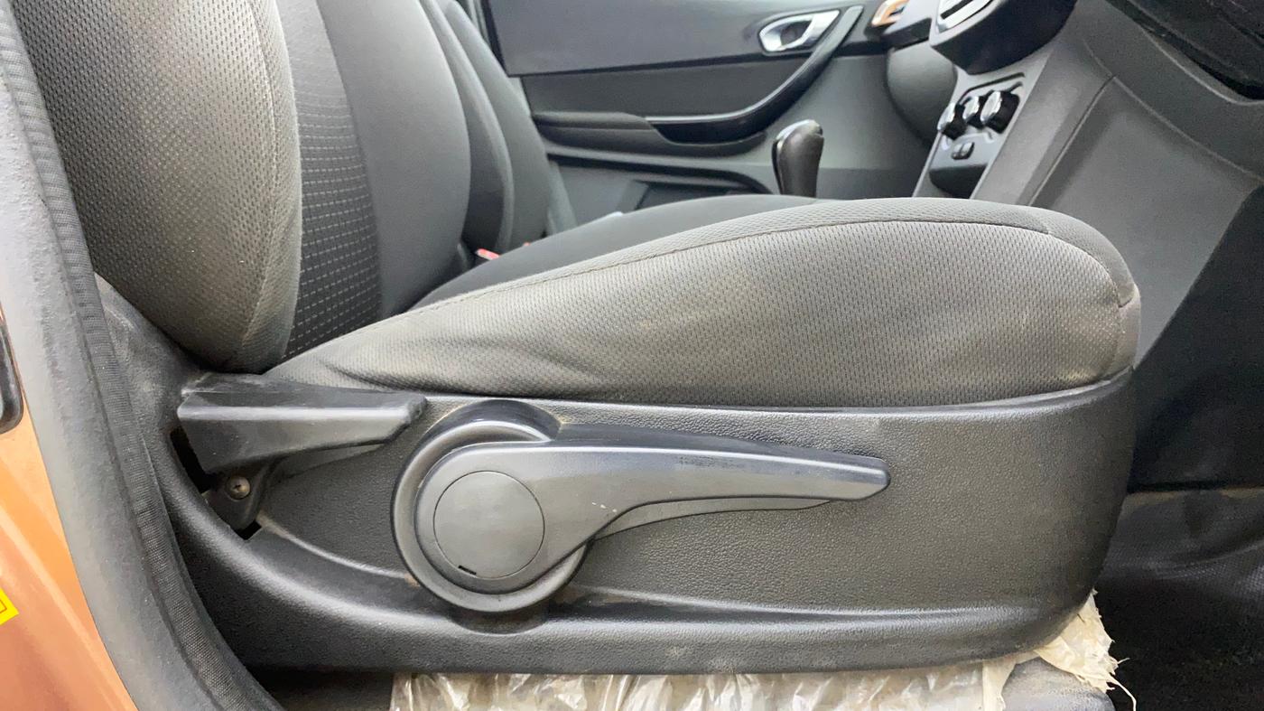 2018 Tata TIGOR XZ PETROL, Petrol, Manual, 1,14,201 km, Driver Side Adjustment Panel