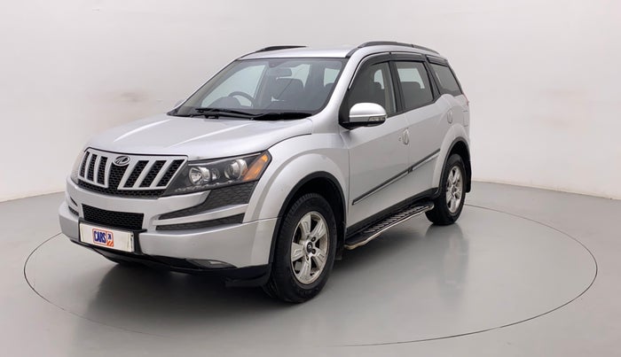 2015 Mahindra XUV500 W8, Diesel, Manual, 97,661 km, Left Front Diagonal