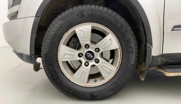 2015 Mahindra XUV500 W8, Diesel, Manual, 97,661 km, Left Front Wheel