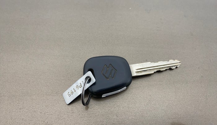 2014 Maruti Wagon R 1.0 LXI CNG, CNG, Manual, 1,24,790 km, Key Close Up