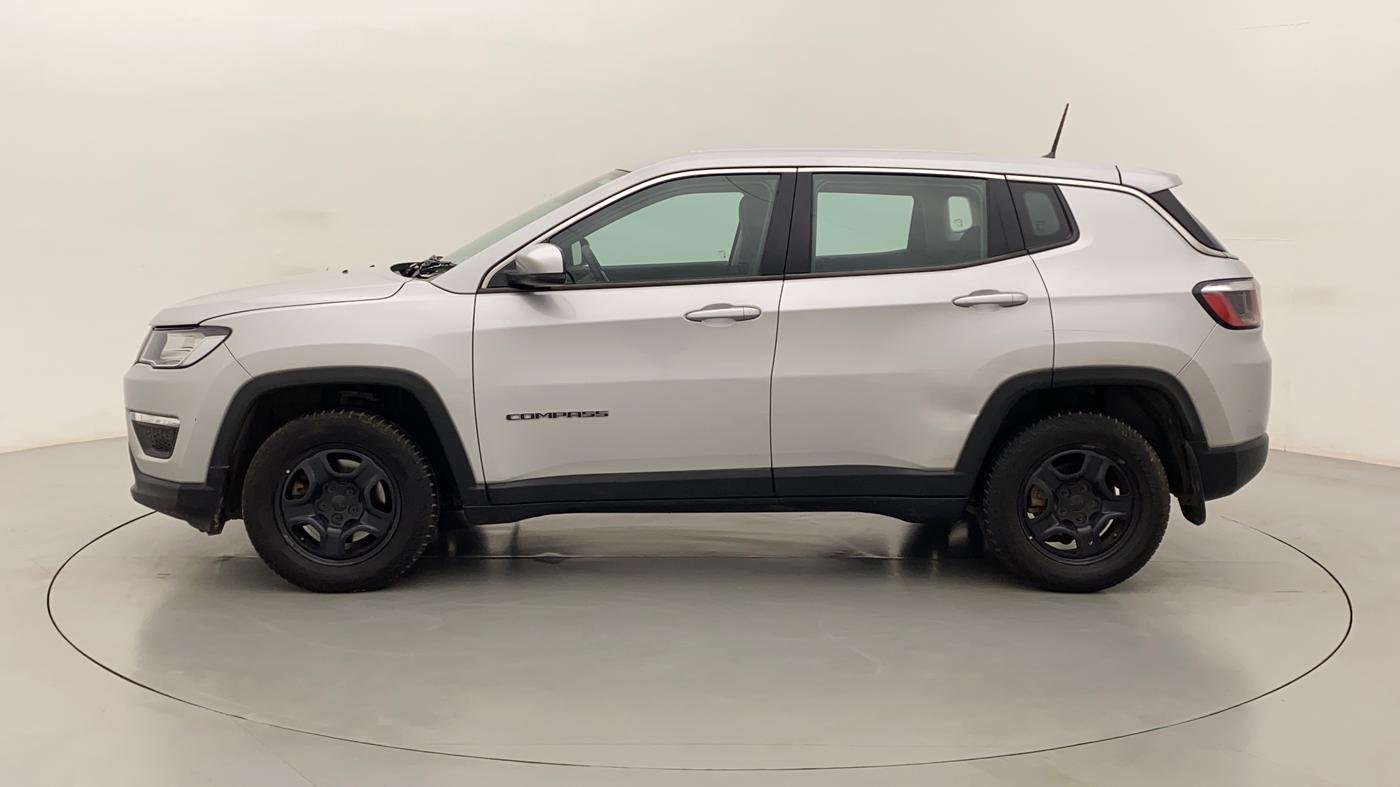 2017 Jeep Compass SPORT 2.0 DIESEL, Diesel, Manual, 1,11,878 km, Left Side
