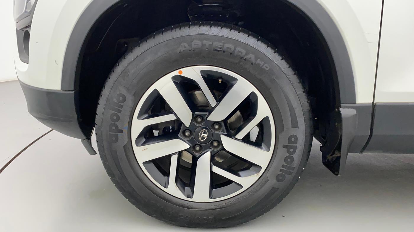 2021 Tata Harrier XZA PLUS 2.0L, Diesel, Automatic, 58,025 km, Left Front Wheel
