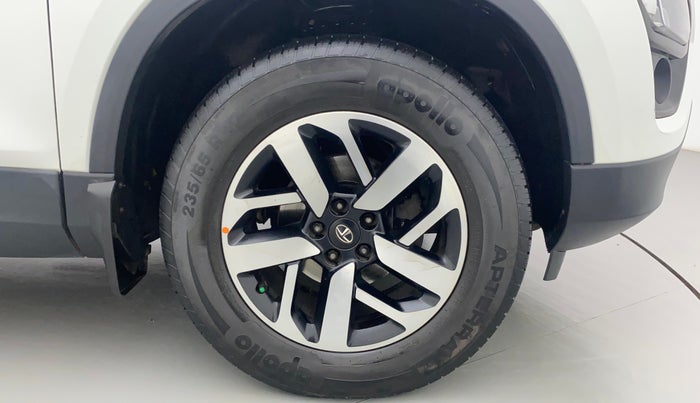 2021 Tata Harrier XZA PLUS 2.0L, Diesel, Automatic, 58,025 km, Right Front Wheel