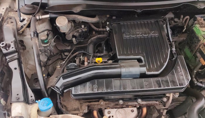 2015 Maruti Swift VXI, Petrol, Manual, 48,924 km, Engine View - Right