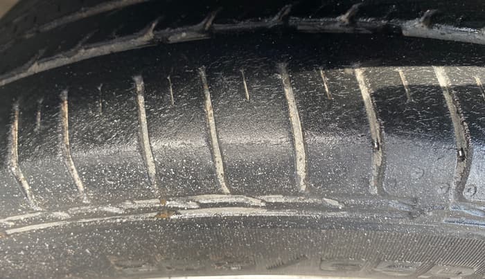 2015 Hyundai Creta S 1.6 PETROL, Petrol, Manual, 96,870 km, Left Front Tyre Tread