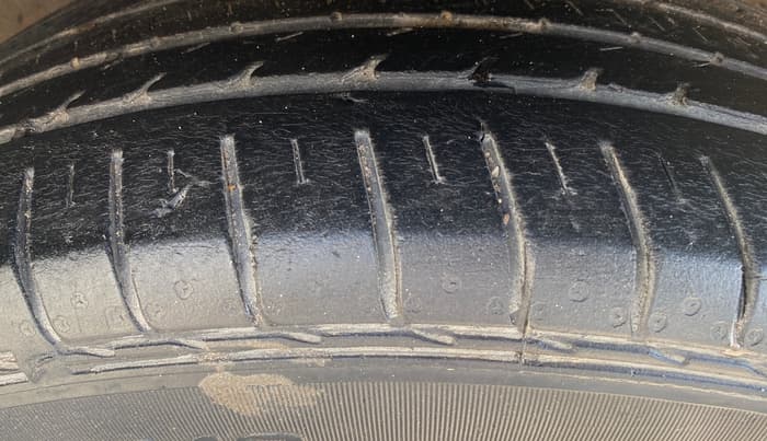 2015 Hyundai Creta S 1.6 PETROL, Petrol, Manual, 96,870 km, Right Front Tyre Tread