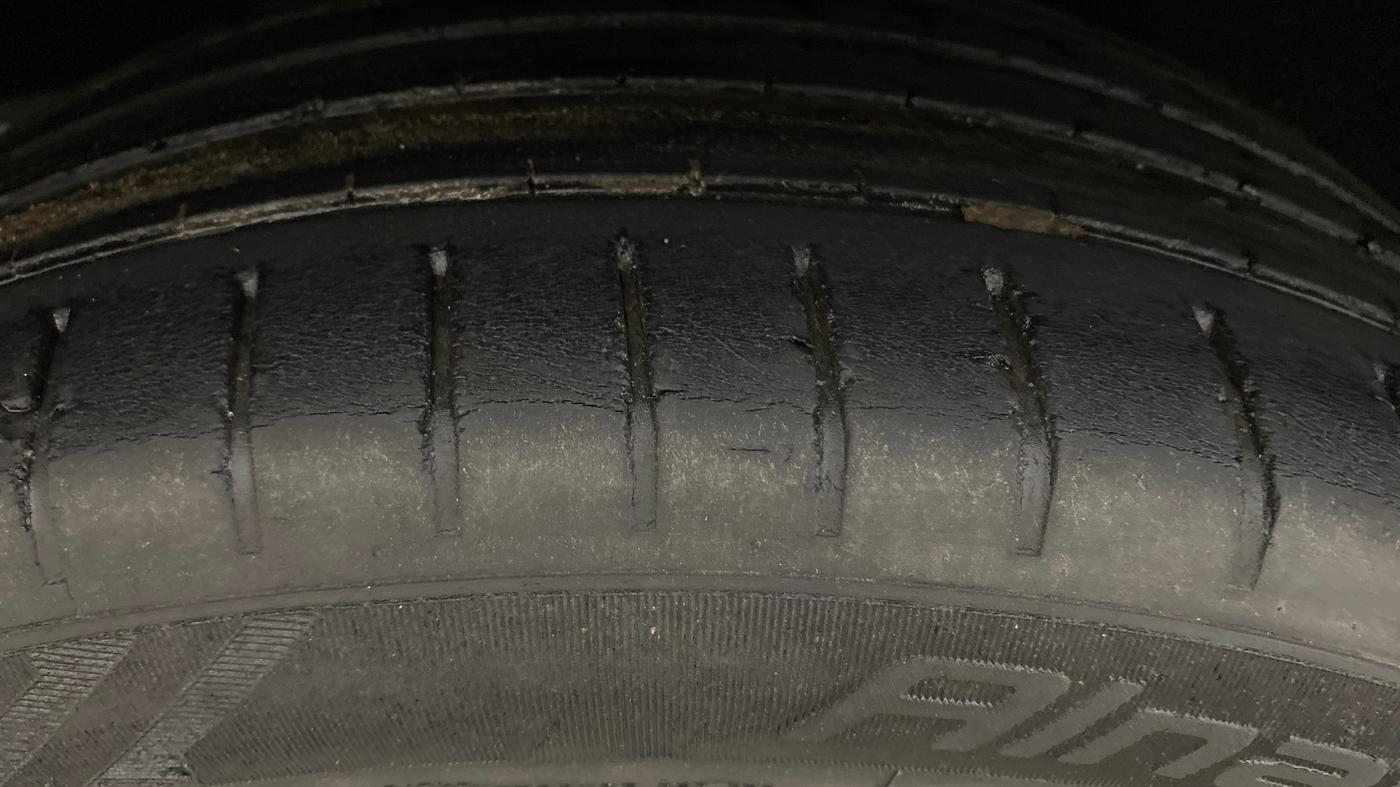 2021 Toyota Glanza V CVT, Petrol, Automatic, 59,886 km, Right Rear Tyre Tread