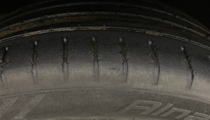2021 Toyota Glanza V CVT, Petrol, Automatic, 59,886 km, Right Rear Tyre Tread