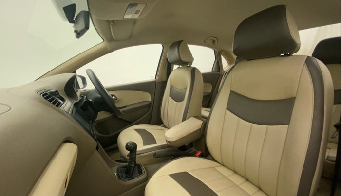 2013 Skoda Rapid ACTIVE 1.6 TDI CR MT PLUS, Diesel, Manual, 56,954 km, Right Side Front Door Cabin