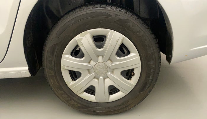 2013 Skoda Rapid ACTIVE 1.6 TDI CR MT PLUS, Diesel, Manual, 56,954 km, Left Rear Wheel