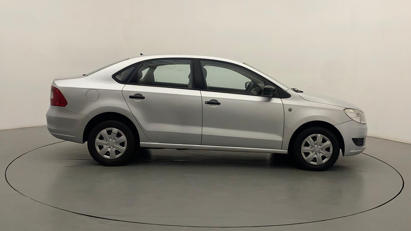 2013 Skoda Rapid ACTIVE 1.6 TDI CR MT PLUS, Diesel, Manual, 56,954 km, Right Side