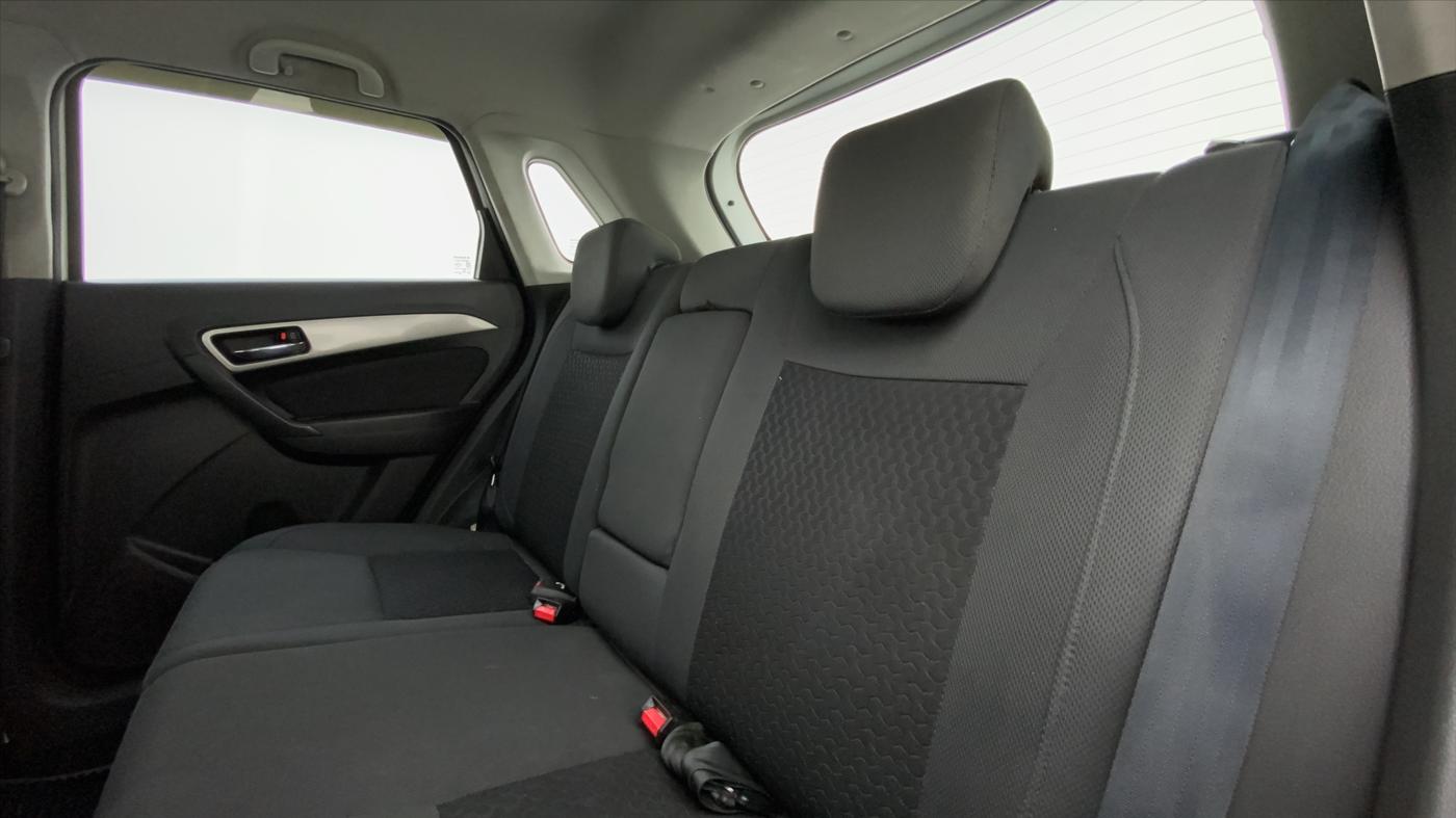 2016 Maruti Vitara Brezza ZDI, Diesel, Manual, 67,996 km, Right Side Rear Door Cabin