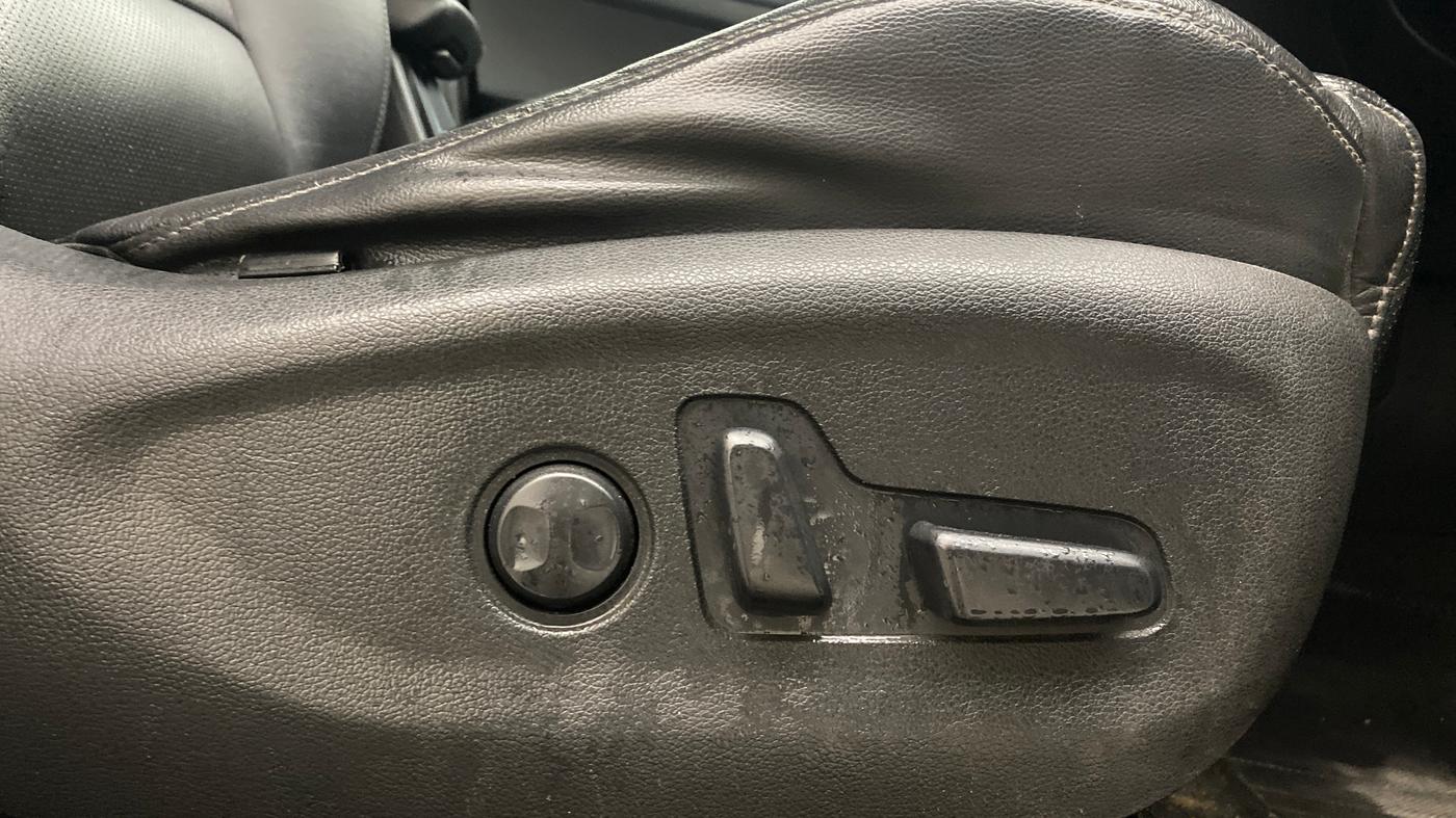 2020 Hyundai Tucson GL (O) 2WD AT, Diesel, Automatic, 1,40,820 km, Driver Side Adjustment Panel