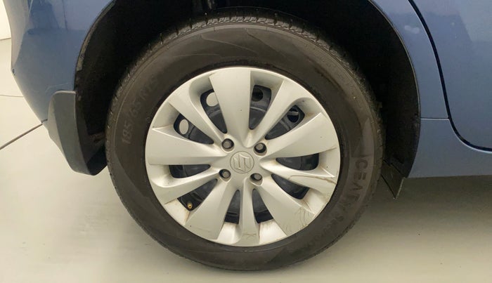 2016 Maruti Baleno DELTA DIESEL 1.3, Diesel, Manual, 62,767 km, Right Rear Wheel