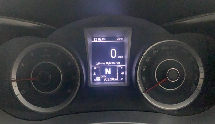 2020 Mahindra XUV300 W8 1.2 PETROL, Petrol, Manual, 96,104 km, Odometer Image