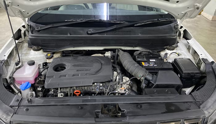 2024 Hyundai VENUE SX 1.5 CRDI, Diesel, Manual, 17,740 km, Engine View