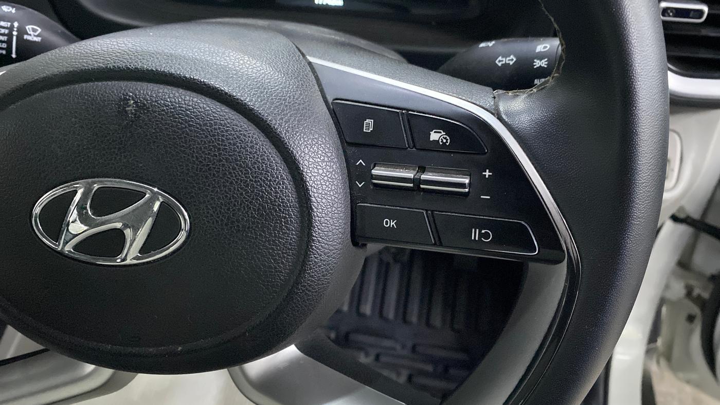 2024 Hyundai VENUE SX 1.5 CRDI, Diesel, Manual, 17,740 km, Adaptive Cruise Control