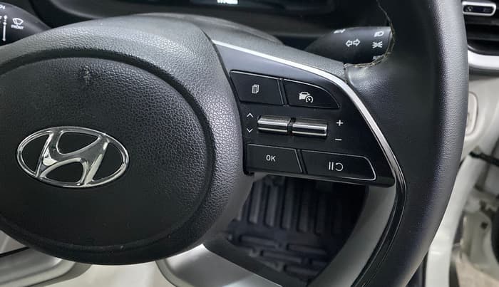 2024 Hyundai VENUE SX 1.5 CRDI, Diesel, Manual, 17,740 km, Adaptive Cruise Control