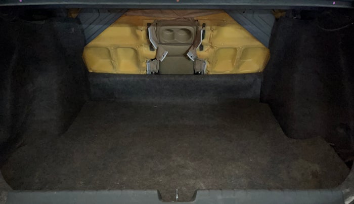 2015 Honda City 1.5L I-VTEC V MT, Petrol, Manual, 64,792 km, Boot Inside