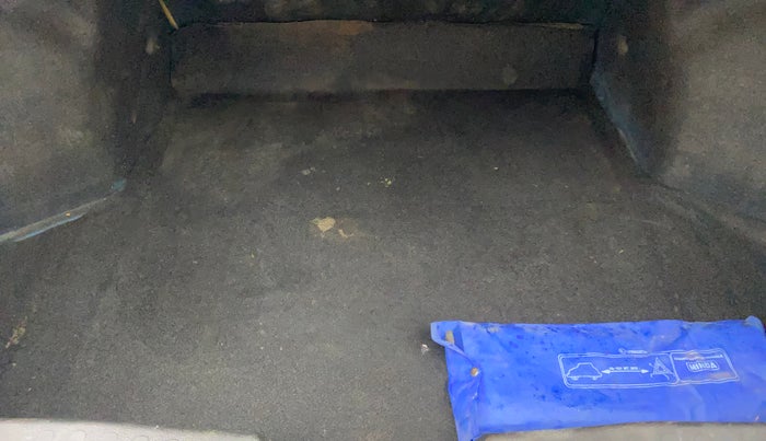 2017 Maruti Ciaz SIGMA 1.4 MT PETROL, Petrol, Manual, 1,01,141 km, Boot Inside