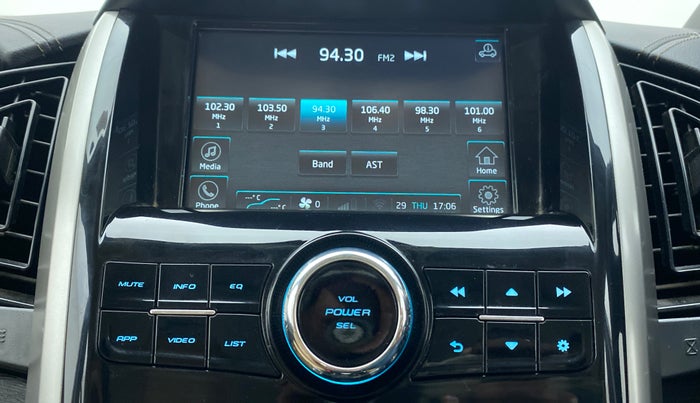 2019 Mahindra XUV500 W11 (O), Diesel, Manual, 29,847 km, Infotainment System