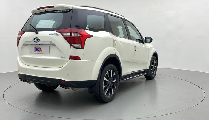 2019 Mahindra XUV500 W11 (O), Diesel, Manual, 29,847 km, Right Back Diagonal