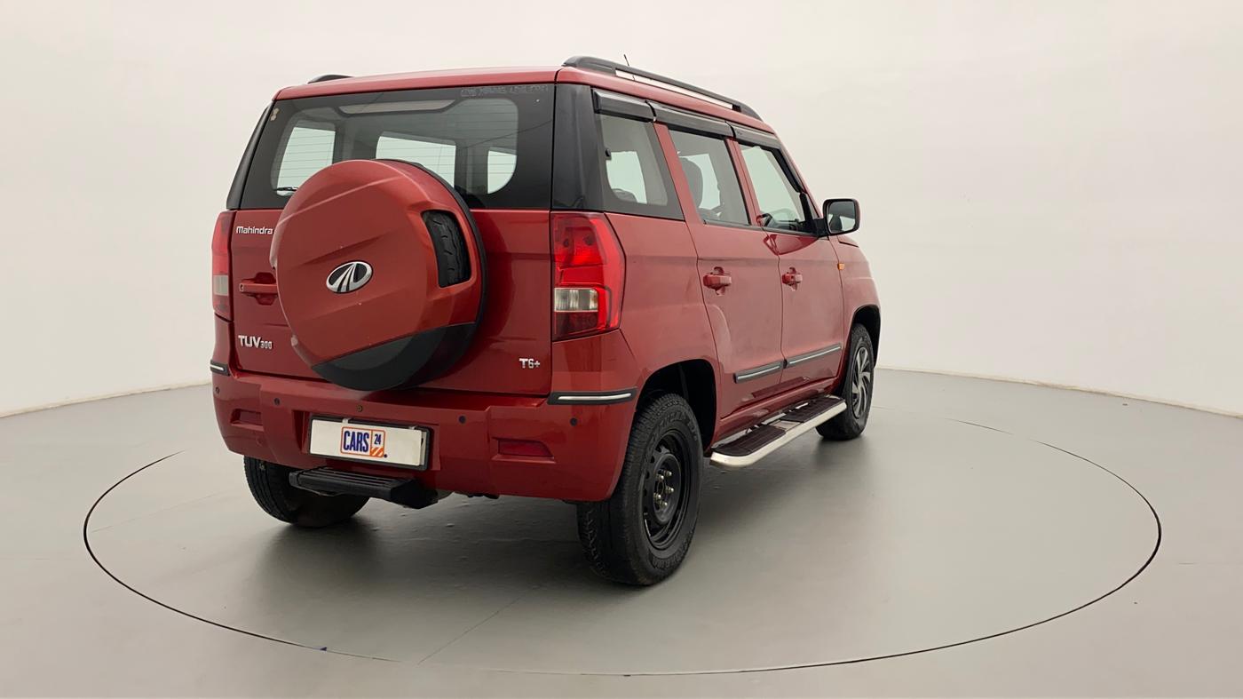 2018 Mahindra TUV300 T6 PLUS, Diesel, Manual, 1,17,841 km, Right Back Diagonal
