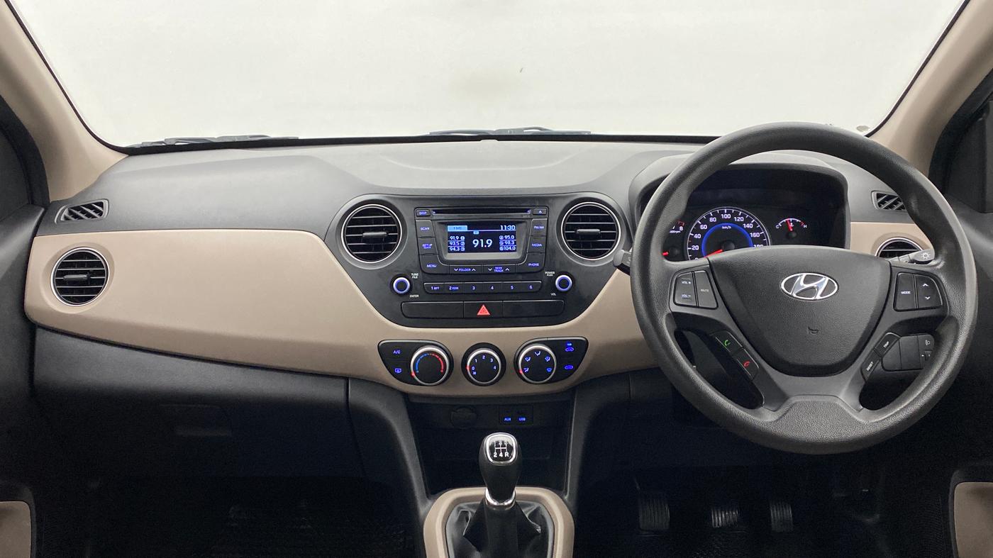 2015 Hyundai Grand i10 SPORTZ 1.2 KAPPA VTVT, Petrol, Manual, 48,483 km, Dashboard