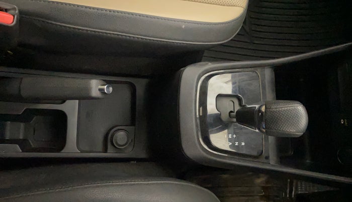 2022 Tata PUNCH CREATIVE 1.2 AMT KAZIRANGA EDITION , Petrol, Automatic, 39,949 km, Gear Lever