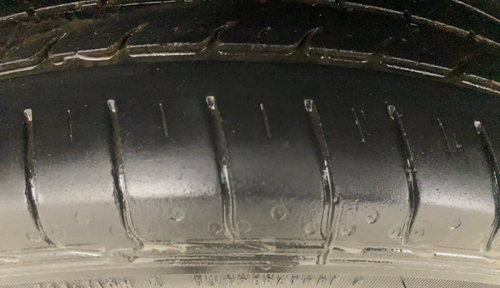 2022 Tata PUNCH CREATIVE 1.2 AMT KAZIRANGA EDITION , Petrol, Automatic, 39,949 km, Right Rear Tyre Tread