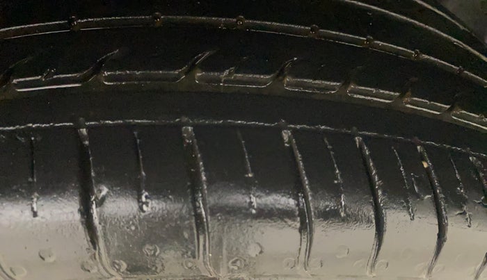 2022 Tata PUNCH CREATIVE 1.2 AMT KAZIRANGA EDITION , Petrol, Automatic, 39,949 km, Left Rear Tyre Tread