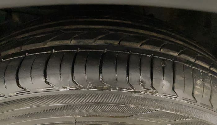 2022 Honda WR-V 1.5L I-DTEC SV MT, Diesel, Manual, 87,746 km, Left Front Tyre Tread