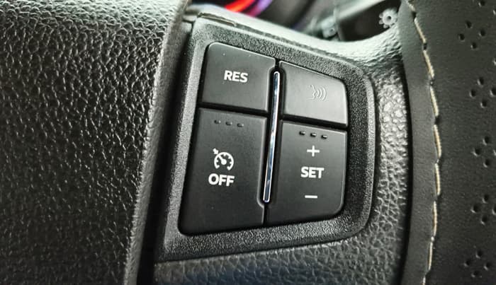 2023 Mahindra Thar LX PETROL HT 4WD AT, Petrol, Automatic, 17,621 km, Adaptive Cruise Control