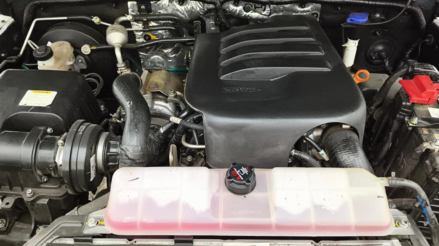2023 Mahindra Thar LX PETROL HT 4WD AT, Petrol, Automatic, 17,621 km, Engine View