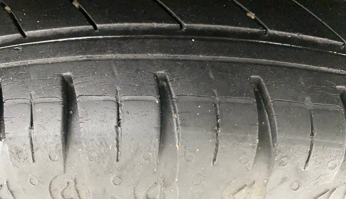 2021 Datsun Redi Go T(O), Petrol, Manual, 31,017 km, Left Rear Tyre Tread