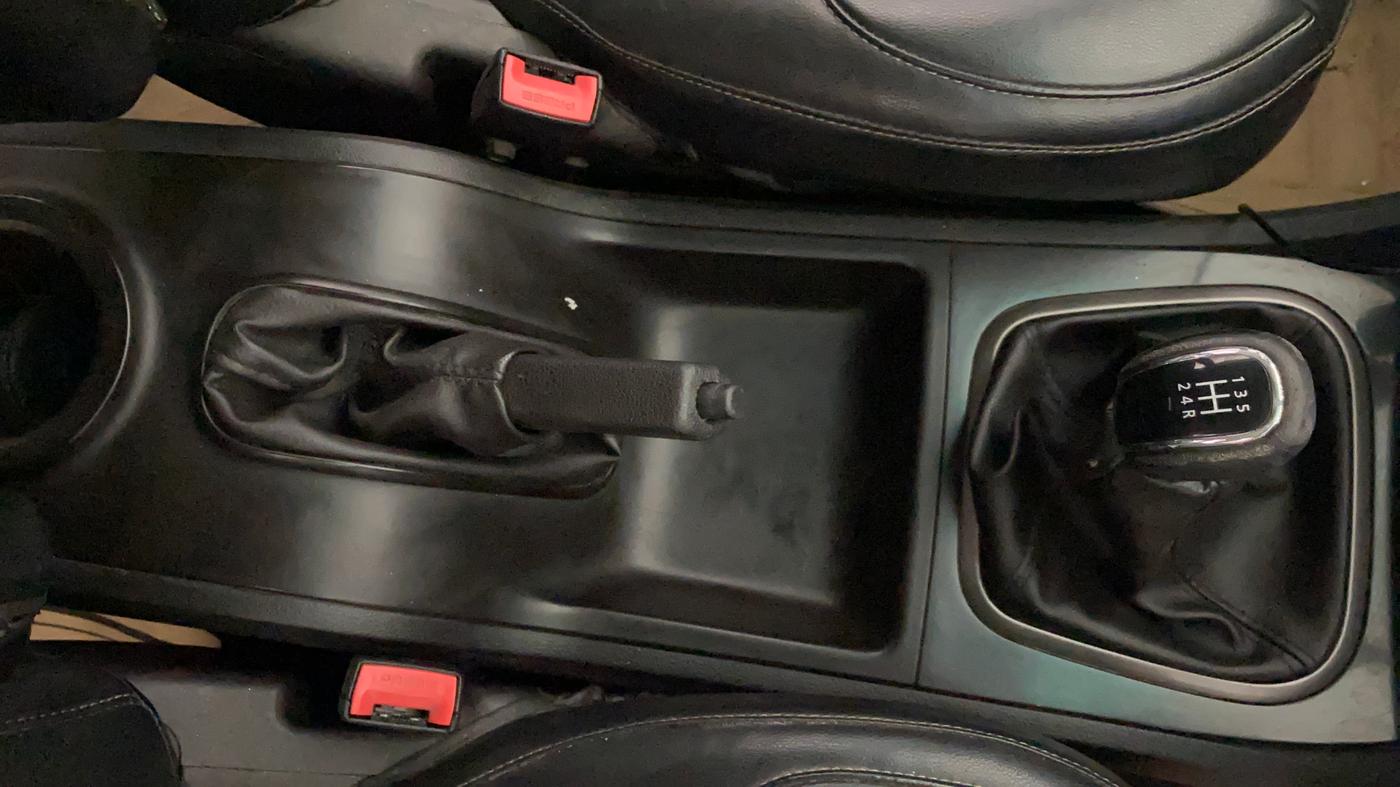 2018 Tata Safari Storme 2.2 EX 4X2, Diesel, Manual, 1,47,555 km, Gear Lever