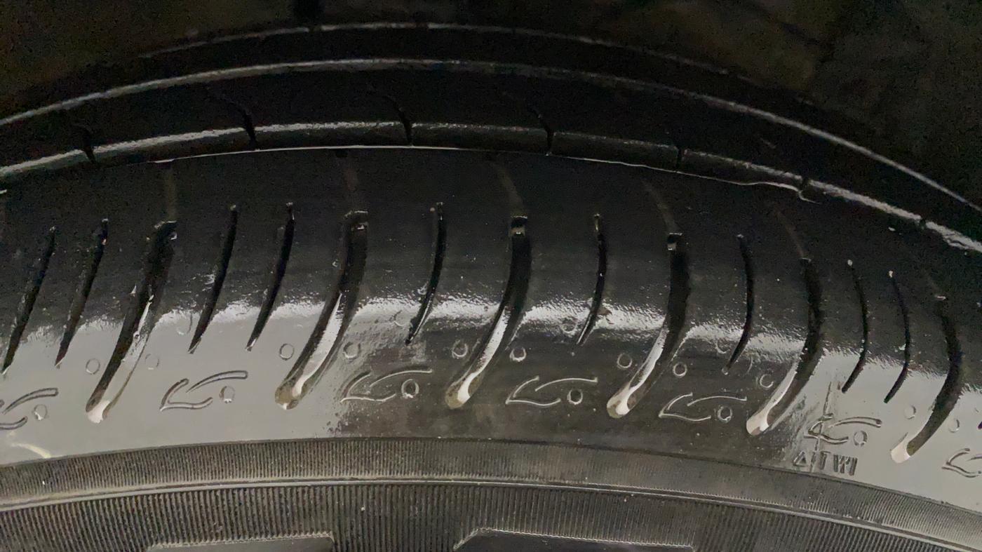 2012 Maruti Ertiga VDI, Diesel, Manual, 76,191 km, Right Rear Tyre Tread