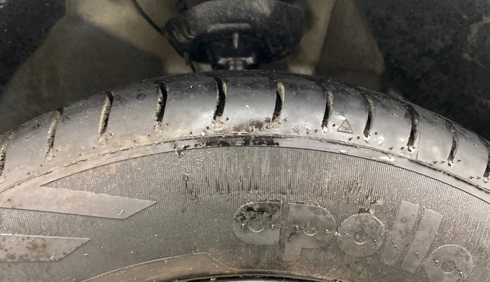 2022 Hyundai GRAND I10 NIOS SPORTZ 1.2 KAPPA VTVT, Petrol, Manual, 39,352 km, Right Front Tyre Tread