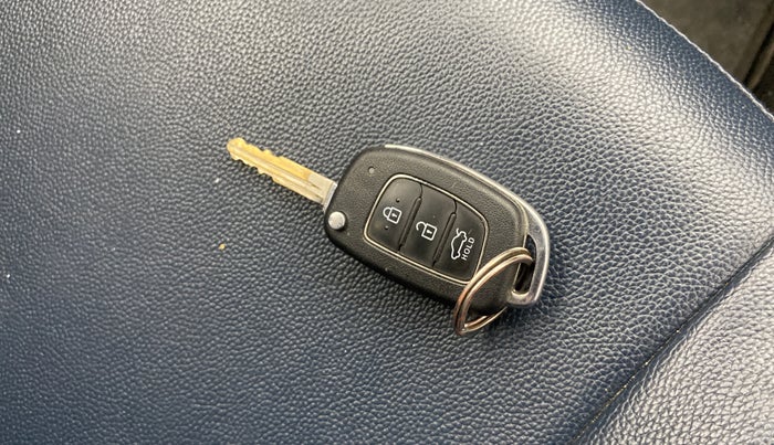 2022 Hyundai GRAND I10 NIOS SPORTZ 1.2 KAPPA VTVT, Petrol, Manual, 39,352 km, Key Close Up