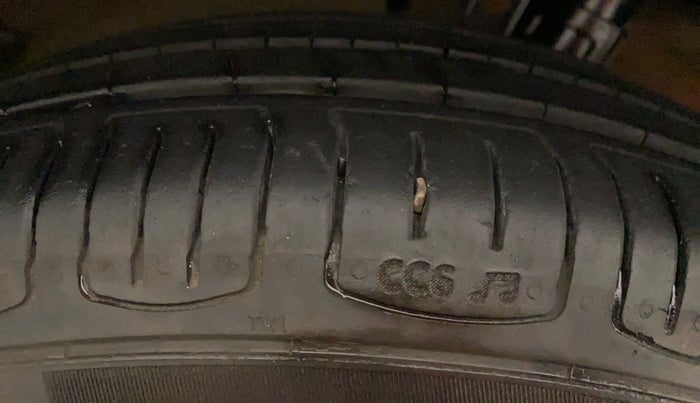 2017 Maruti Swift VXI, Petrol, Manual, 57,603 km, Left Front Tyre Tread