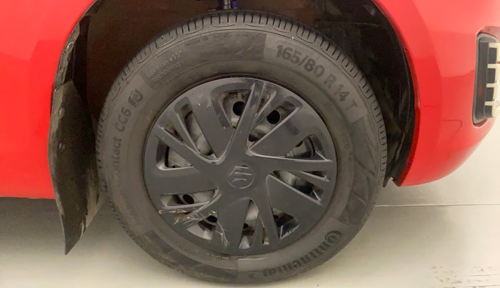 2017 Maruti Swift VXI, Petrol, Manual, 57,603 km, Right Front Wheel