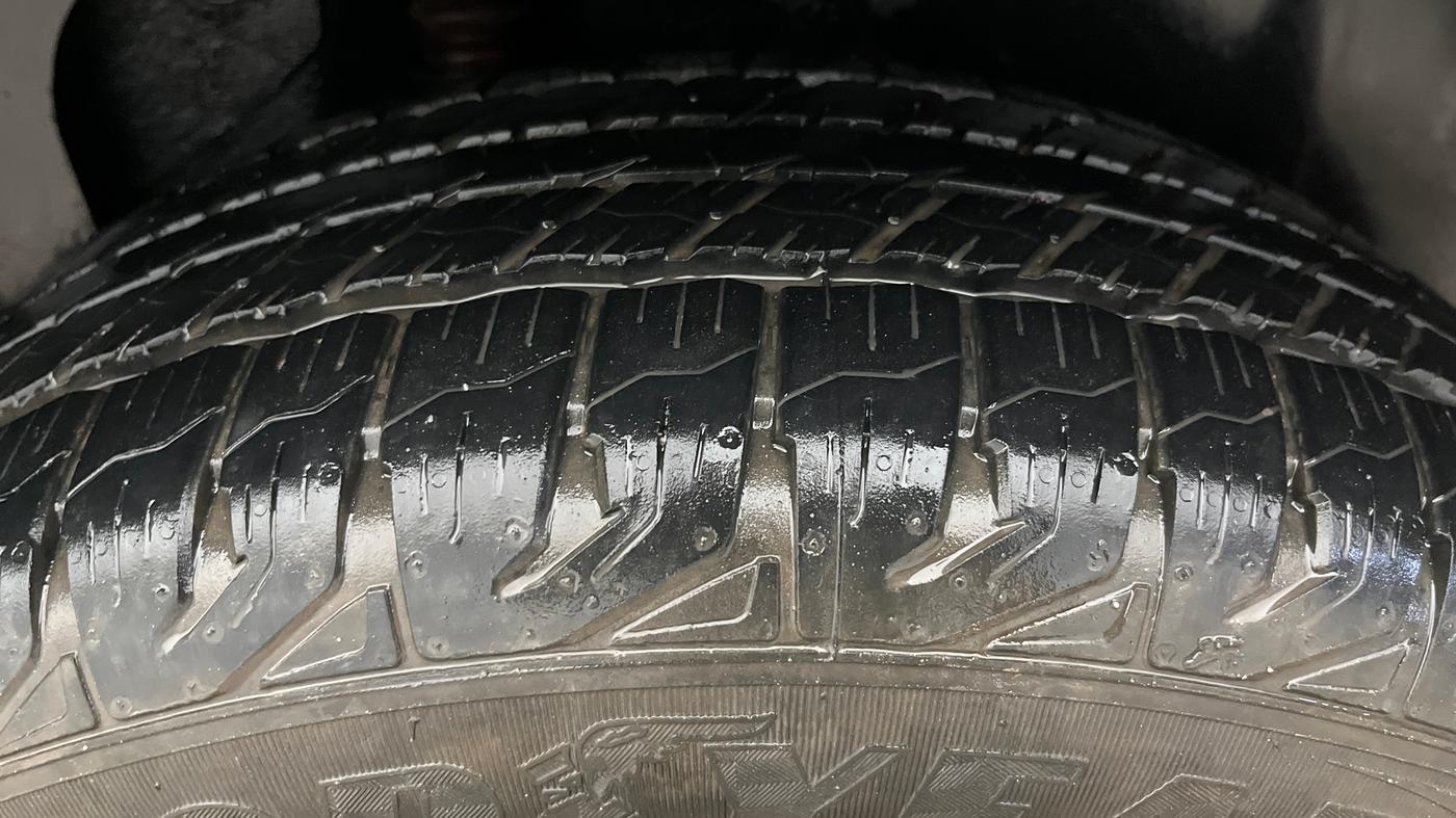 2019 Tata Harrier XT 2.0L KRYOTEC, Diesel, Manual, 86,556 km, Left Rear Tyre Tread