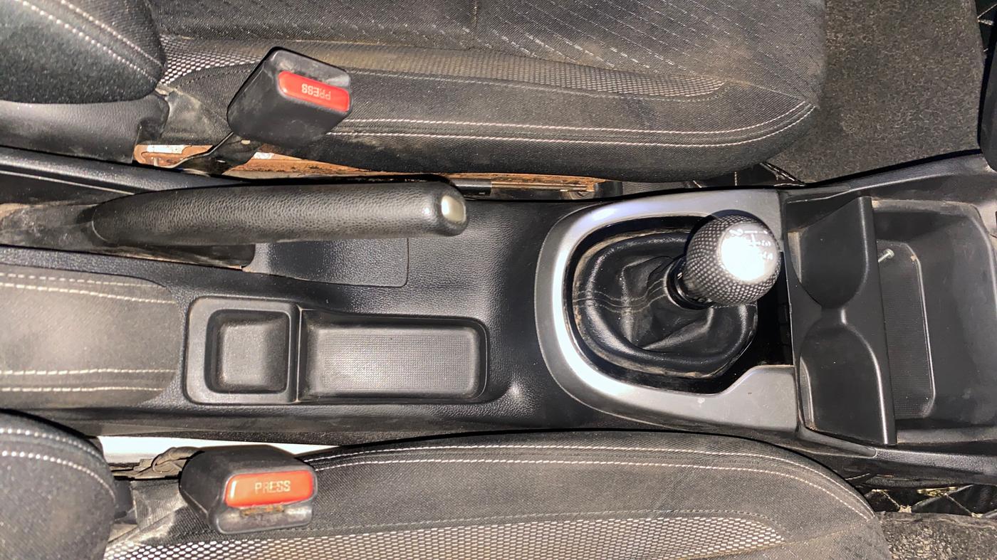 2018 Honda WR-V 1.5L I-DTEC VX MT, Diesel, Manual, 68,115 km, Gear Lever