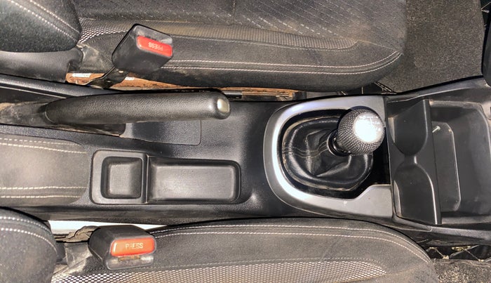 2018 Honda WR-V 1.5L I-DTEC VX MT, Diesel, Manual, 68,115 km, Gear Lever