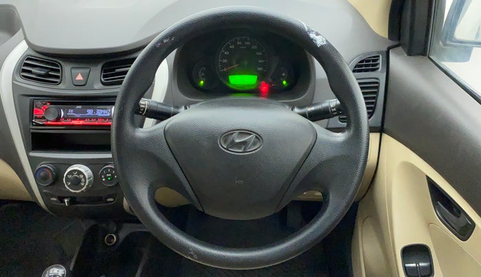 2016 Hyundai Eon ERA +, Petrol, Manual, 22,837 km, Steering Wheel Close Up